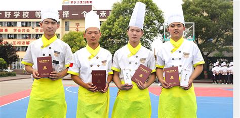 考试考证-技能加学历-北京新东方烹饪学校