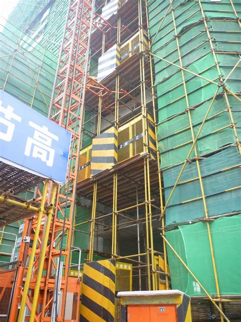 北培区电力跨越钢管脚手架搭建-重庆豪艺顺建筑设备租赁有限公司