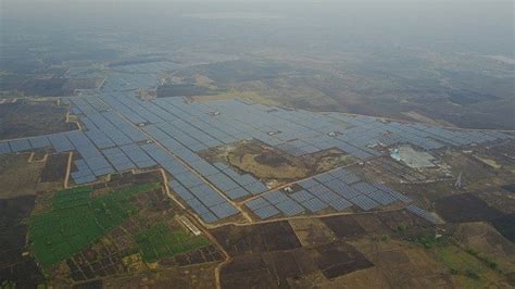 海润光伏 与ReNew Power 在印度特伦甘纳邦172MW光伏项目竣工并网-索比光伏网