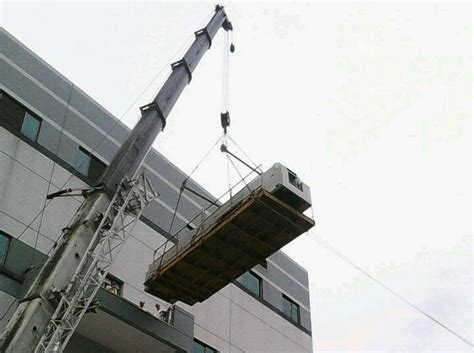 精密设备高空吊装-中山市赛福茂泽机电工程有限公司