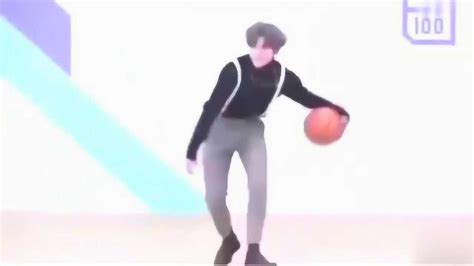科比看完蔡徐坤打篮球的视频，这个表情是啥意思_腾讯视频