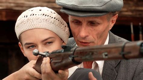 苏联经典战争电影《女狙击手》世界史上最伟大的女狙击手_腾讯视频