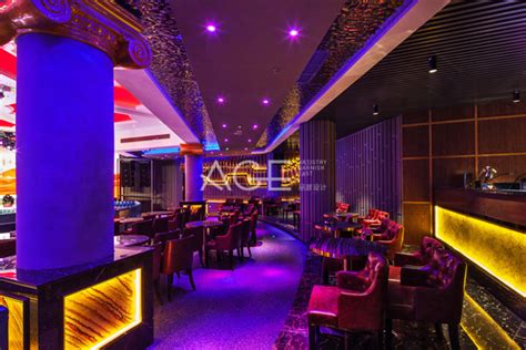 酒吧等娱乐场所设计对城市生活的必要性-派对酒吧设计-深圳品彦酒吧装修设计公司