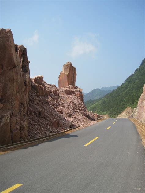 甘肃省公路部门多措并举 为“五一”假期保畅_凤凰网视频_凤凰网