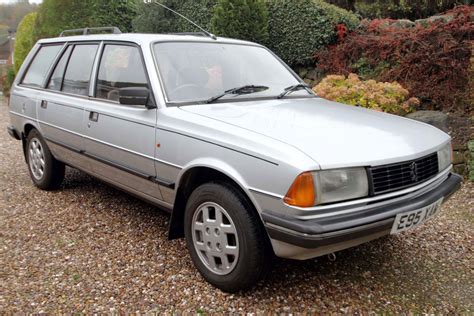 For Sale: Peugeot 305 (1985) offered for GBP 8,341