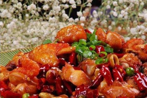 【湖南名菜】湖南最出名的16道名菜，香辣可口，特色湘菜大集合，你都吃过吗？