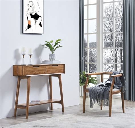 丹麦Muuto Linear系列橡木桌椅餐桌条凳北欧简约家具粉末涂层钢桌-美间设计