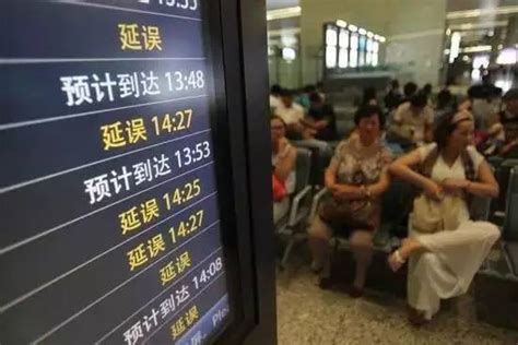 中国驻泗水总领馆核实亚航失联航班情况-搜狐新闻