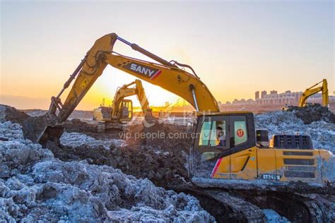 山西运城：盐湖生态修复施工忙-人民图片网
