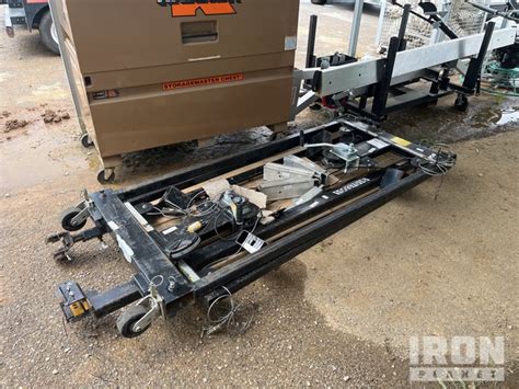 2018 JLG Straddle Kit in LOUISVILLE, Kentucky, United States ...