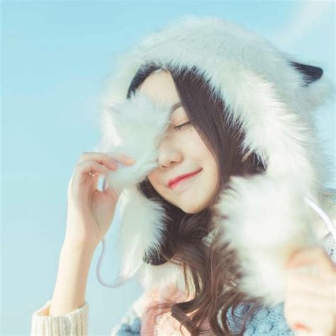 头像冬日甜美女生图片