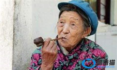 中国十大最长寿的寿星排名：第一位新疆奶奶134岁，心态平和、子孙孝顺是罗乜昌老人的秘诀 - 十大排行 - 酷奇猫