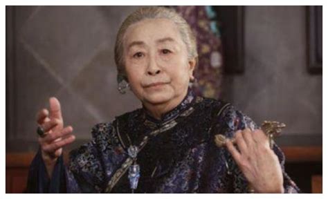 82岁丑娘张少华“孙女”曝光，是人们熟悉的她，家里还有位影帝