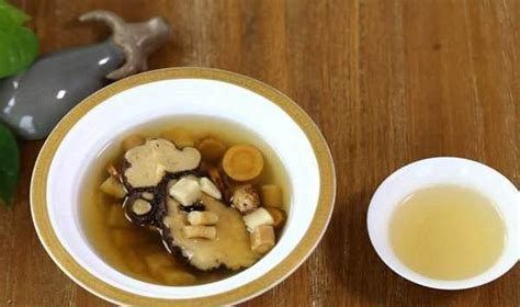 红枣莲子汤的做法_图解红枣莲子汤怎么做好吃-保健食谱-聚餐网
