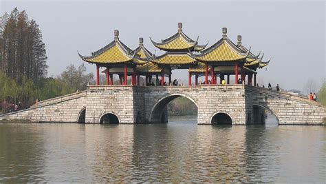 外地来扬州旅游，这几样才是正宗的本地特产，都是百年老字号 | 说明书网