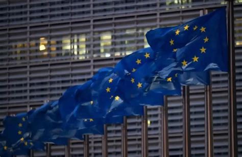 欧盟公布第九轮对俄制裁措施，俄方：将对所有制裁作出回应_凤凰网视频_凤凰网
