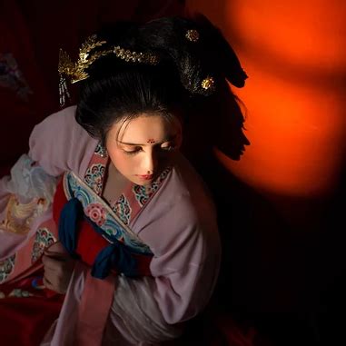 古风头像唐朝真人女生版