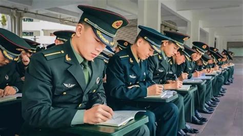 2023年军考：士兵考军校年龄细分详解，快看你是否符合条件 - 知乎