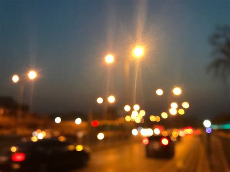 散光看马路边路灯图片,散光看到的路灯图片,眩光和散光的效果图_大山谷图库