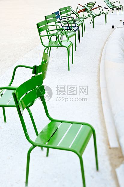 绿色绿椅子座位休闲家具花园团体闲暇财产场景合金露台高清图片下载-正版图片320301297-摄图网