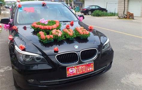 最豪华的婚礼车队价格是多少 - 中国婚博会官网