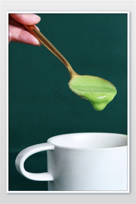 抹茶绿女图片