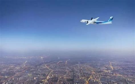 国产新舟700飞机正式开工制造 预计2019年首飞_手机凤凰网