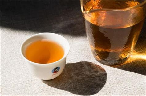 喝生普洱茶的好处 普洱茶功效-润元昌普洱茶网