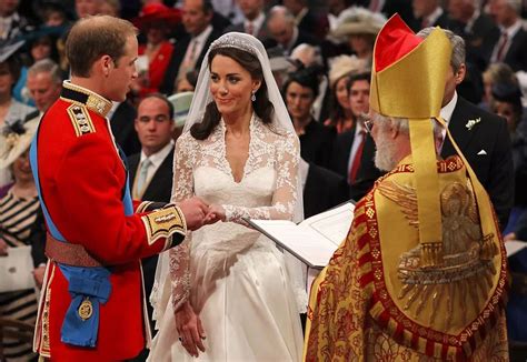 一文读懂英国王室的婚礼传统 这些事你需要知道_手机新浪网