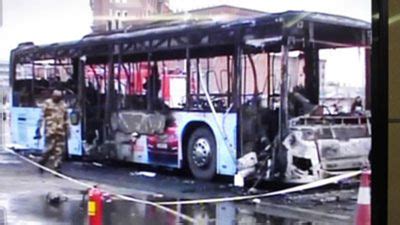 2016年1月5日银川301路公交车突发火灾致14人死亡 - 历史上的今天