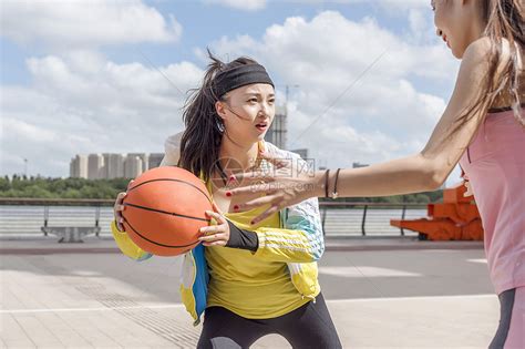 女子篮球动作高清图片下载-正版图片500617740-摄图网