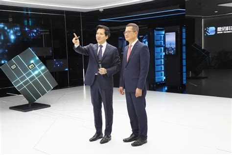 香港财政司司长陈茂波走访壁仞科技，探讨硬科技创新合作新模式_壁仞科技