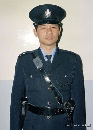 不同年代的香港警察制服图片_原创制服设计，职业装设计