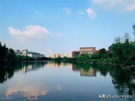 重庆市第一实验中学大学城校区航拍高清图片下载-正版图片500696909-摄图网