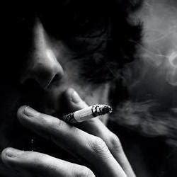 头像男生吸烟图片