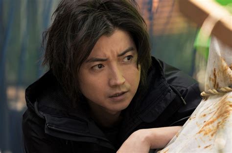 大逃杀藤原龙也图片