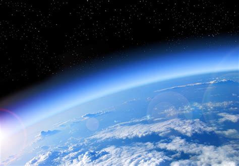 地球大气层分为哪三层 - 业百科