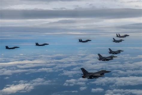 韩美将在半岛上空举行大型空中演习 约250架军机参加_凤凰网