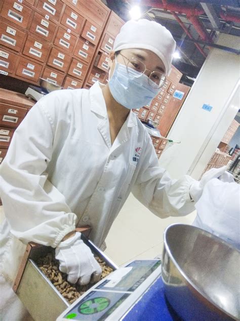 康美智慧药房服务在四川省人民医院金牛医院上线 创新就医用药模式 - 2018 - 康美药业