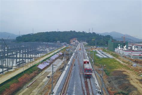 福建首列出口汽车国际铁路直达专列在宁德陆港开行