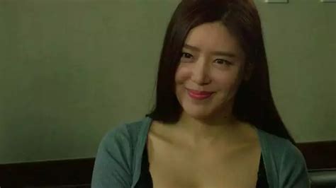 韩国电影《善良的嫂子》姊妹篇《嫂子的职业》