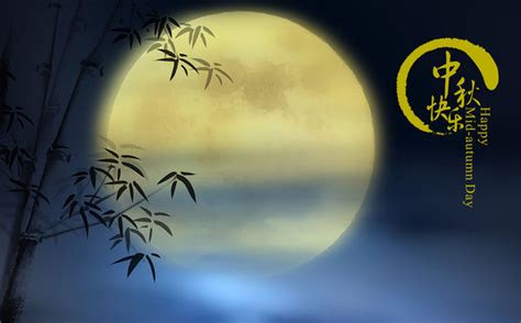 形容八月十五的月亮的优美成语（形容八月的成语）_重庆尹可科学教育网