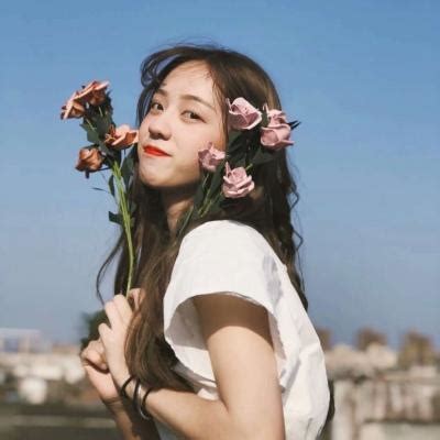 玫瑰女孩头像图片