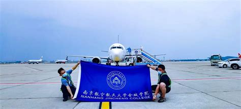 南京航空航天大学金城学院购置波音737飞机给学生当教具-凤凰教育