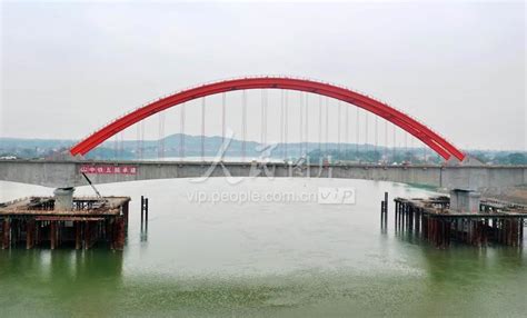 湖南：常益长铁路资水特大桥施工完成-人民图片网