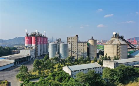 水泥厂全景大型水泥厂在工厂以工业高清图片下载-正版图片506405950-摄图网