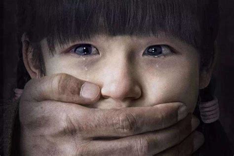 五岁儿童在万隆成为被绑架的受害者