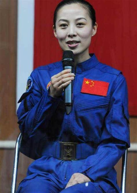 王亚平将成中国首位女航天员 王亚平个人资料简历介绍-四得网