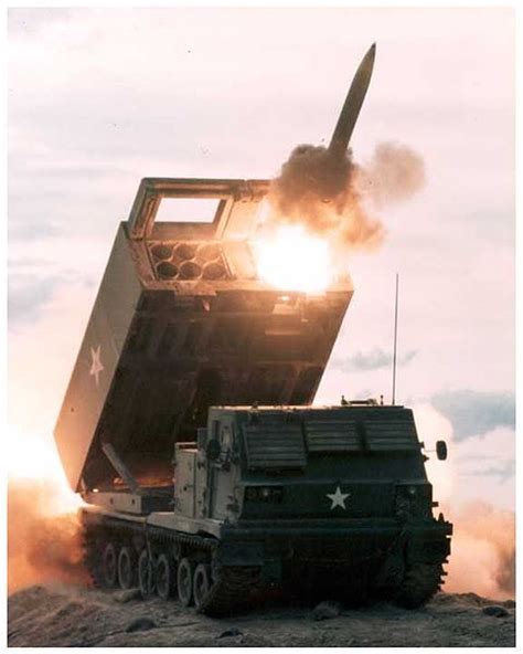 M270多管火箭炮，搭载227毫米火箭弹，火力覆盖广泛！ - 知乎