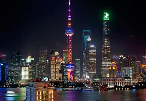 上海浦东新区政府大楼夜景高清图片下载-正版图片500658998-摄图网